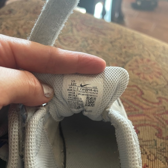 Nike kids 12c shoes - Picture 3 of 6